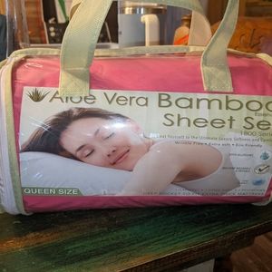 Brand new bamboo aloe vera sheet set Queen